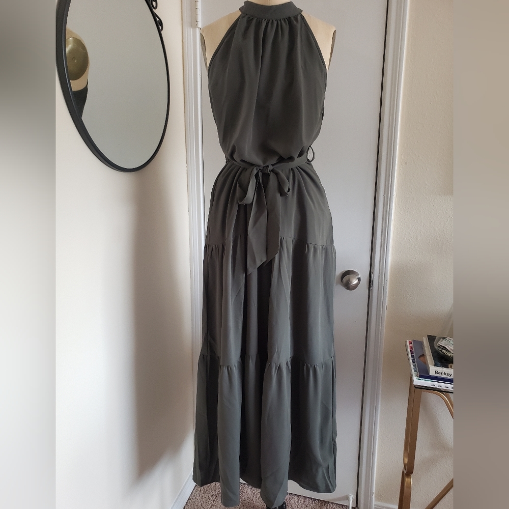 Pretty Garden maxi tiered dress size large